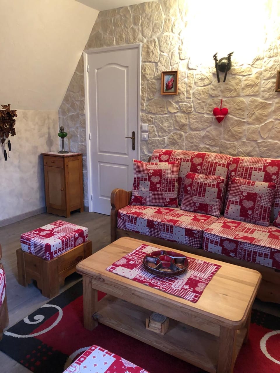 Living room, Photo of the whole room, Seating area