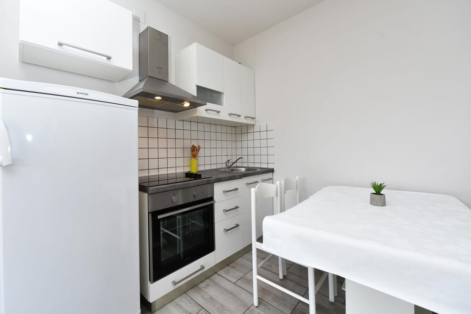 Bory 2 centrally located ap for 5 Apartment in Novalja