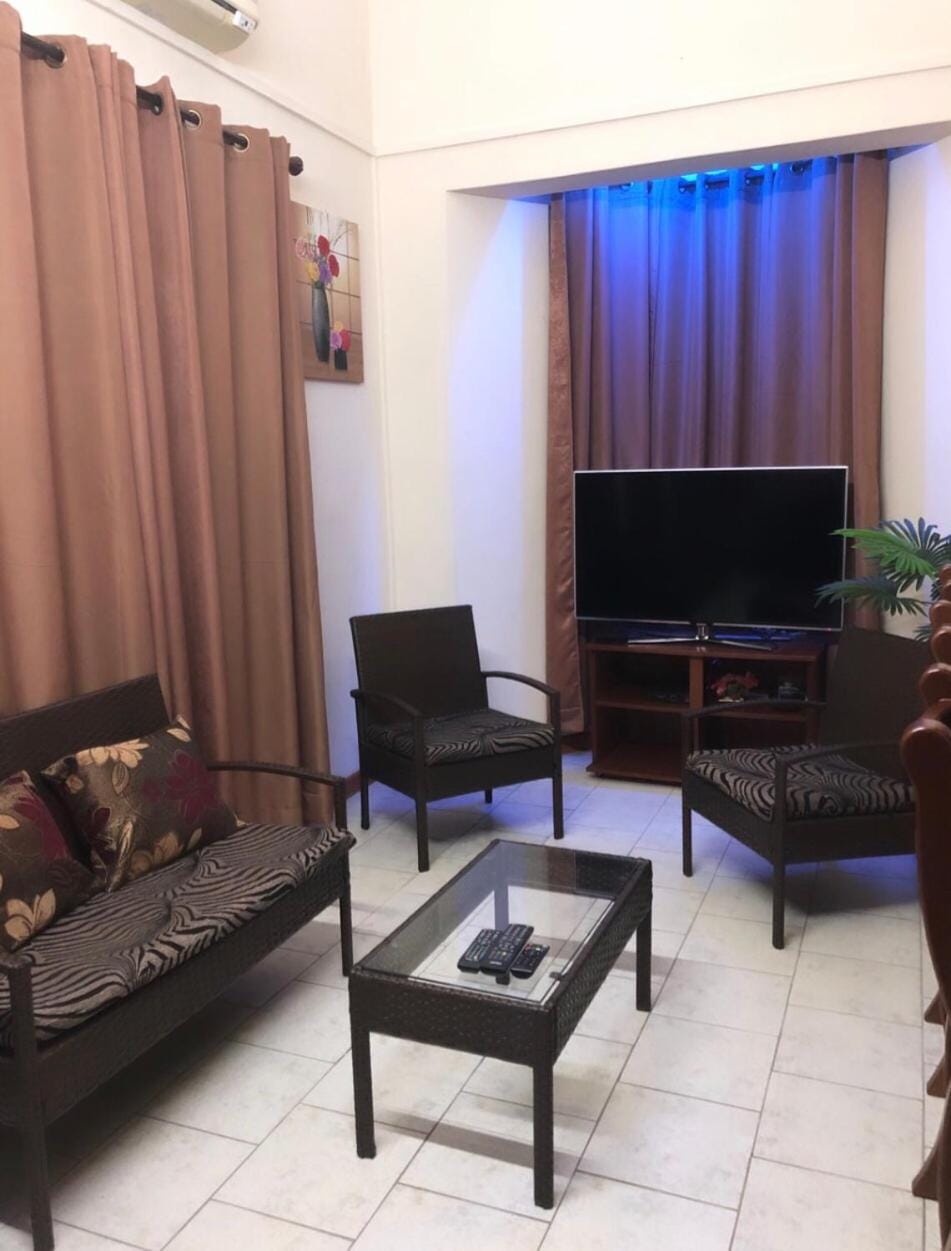 Exotic Copa Cabana Beachftont Apartment in Flic en Flac