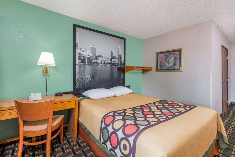 Photo of the whole room, On site