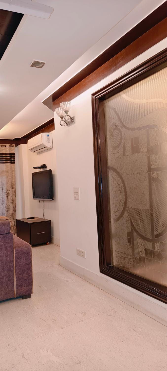 Hostmystay- 3bhk apartment!Greater kailash 1 Apartment in New Delhi