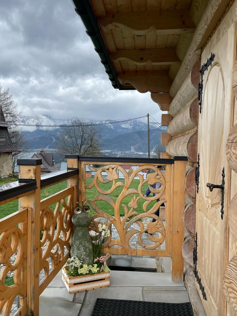 Property building, Natural landscape, View (from property/room), Mountain view