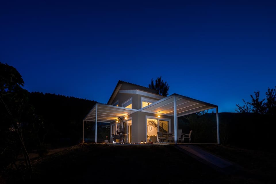Property building, Facade/entrance, Sunrise
