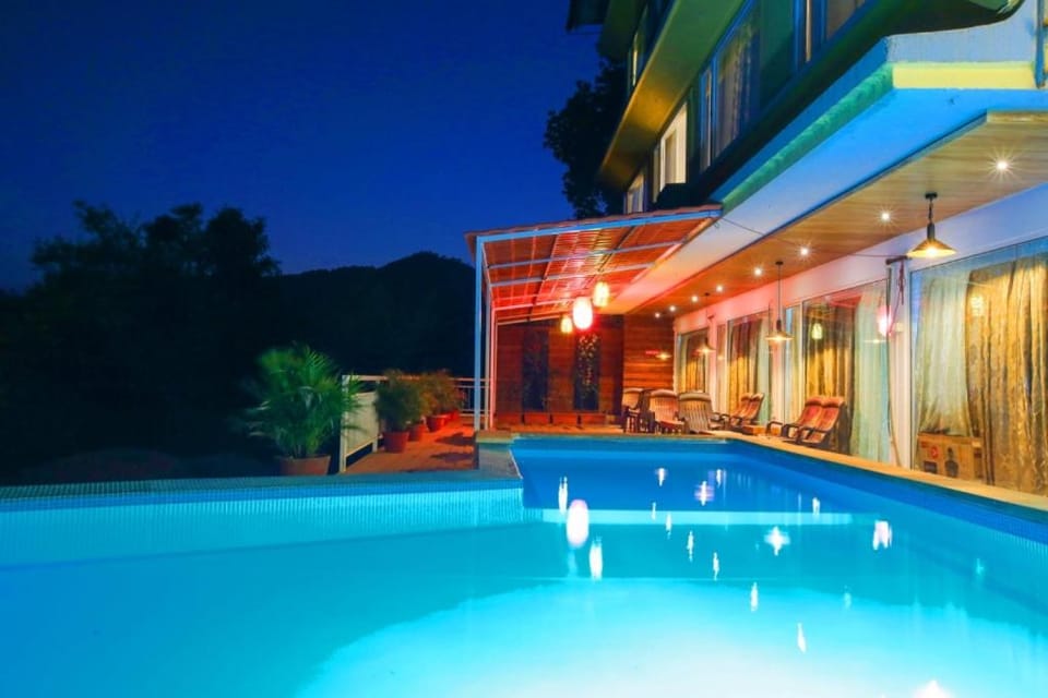 Pool view, Swimming pool, Swimming pool