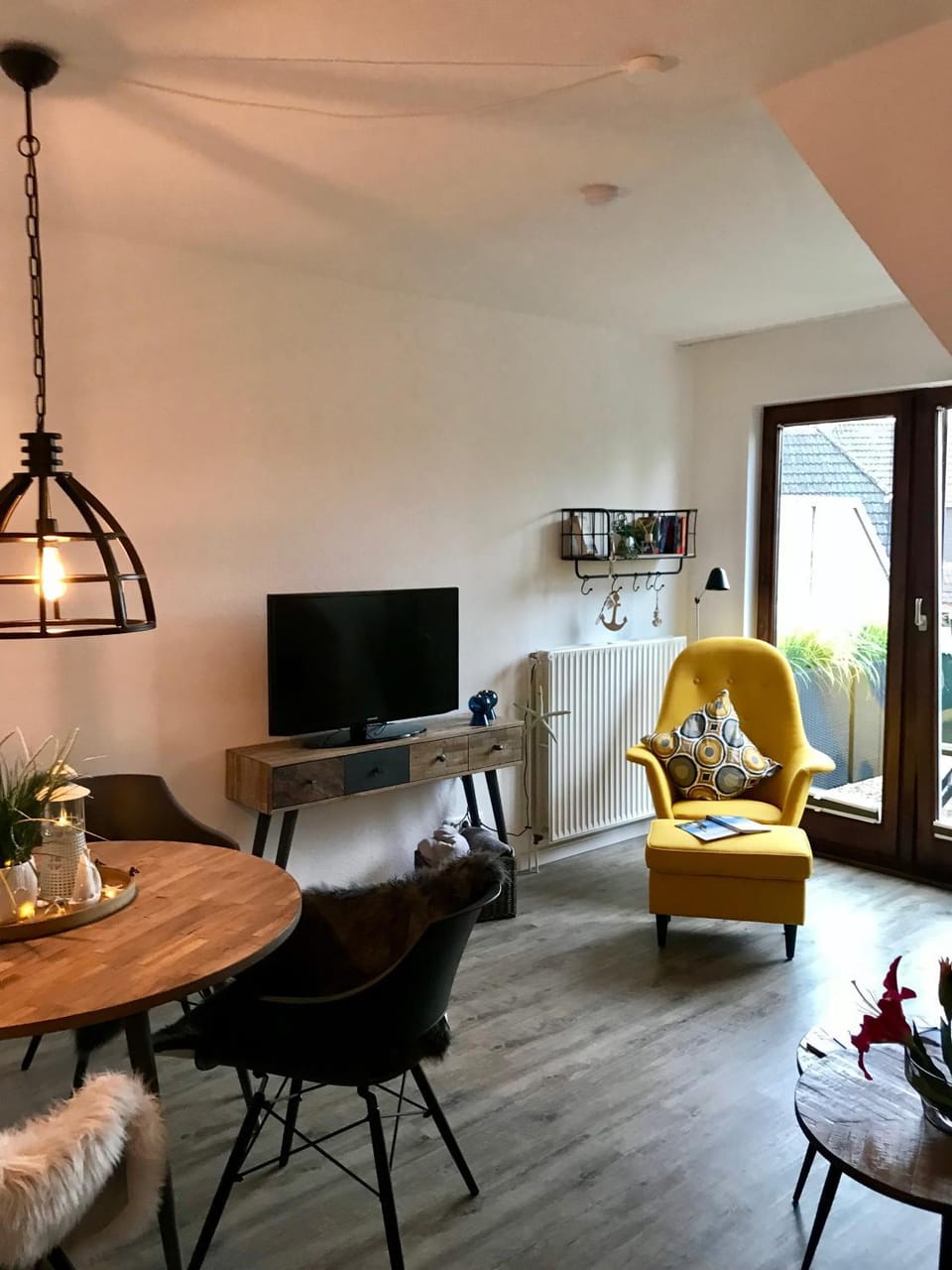 Living room, Decorative detail