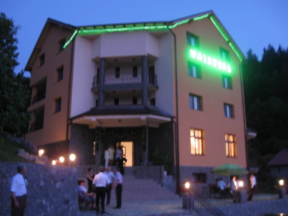 Pension Waldburg Bed and Breakfast in Brașov County