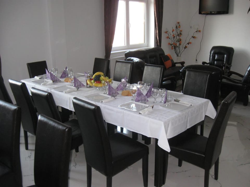 Pension Waldburg Bed and Breakfast in Brașov County