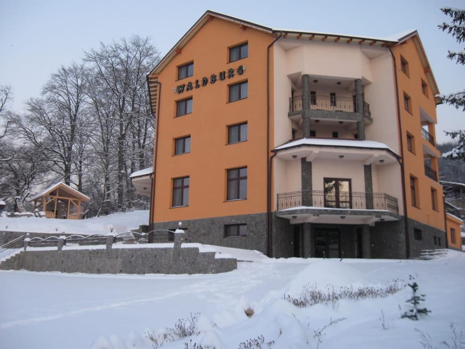 Pension Waldburg Bed and Breakfast in Brașov County