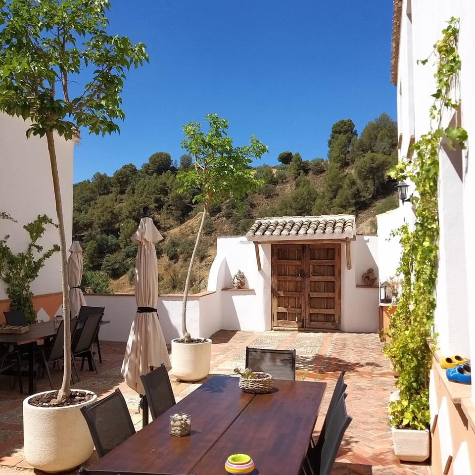 Balcony/Terrace, Inner courtyard view