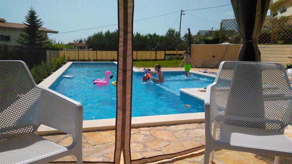 Pool view, Swimming pool