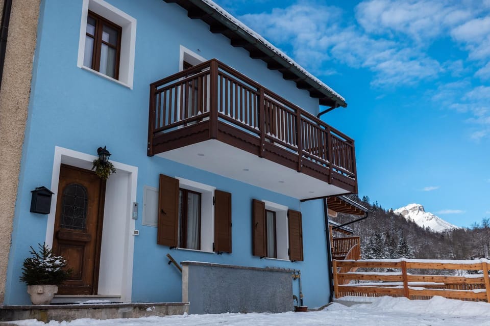 Property building, Winter