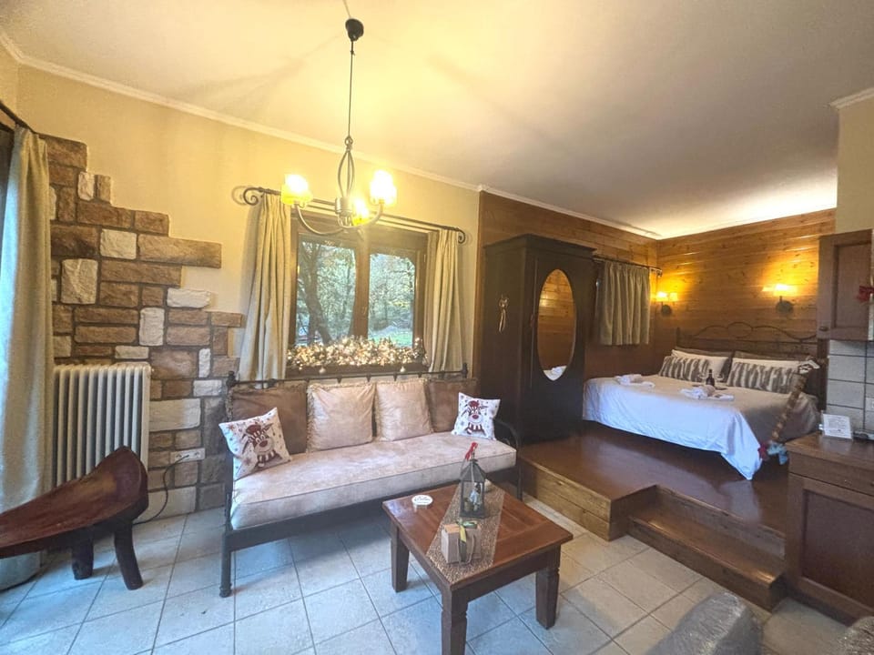 Suites Efharis Filoxenon Apartment in Peloponnese Region