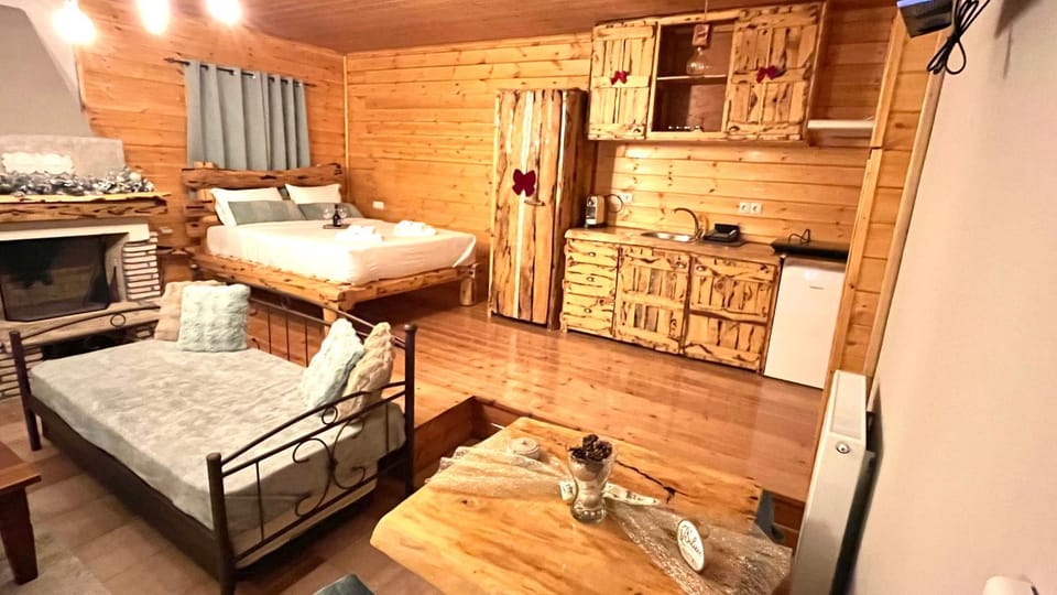 Suites Efharis Filoxenon Apartment in Peloponnese Region