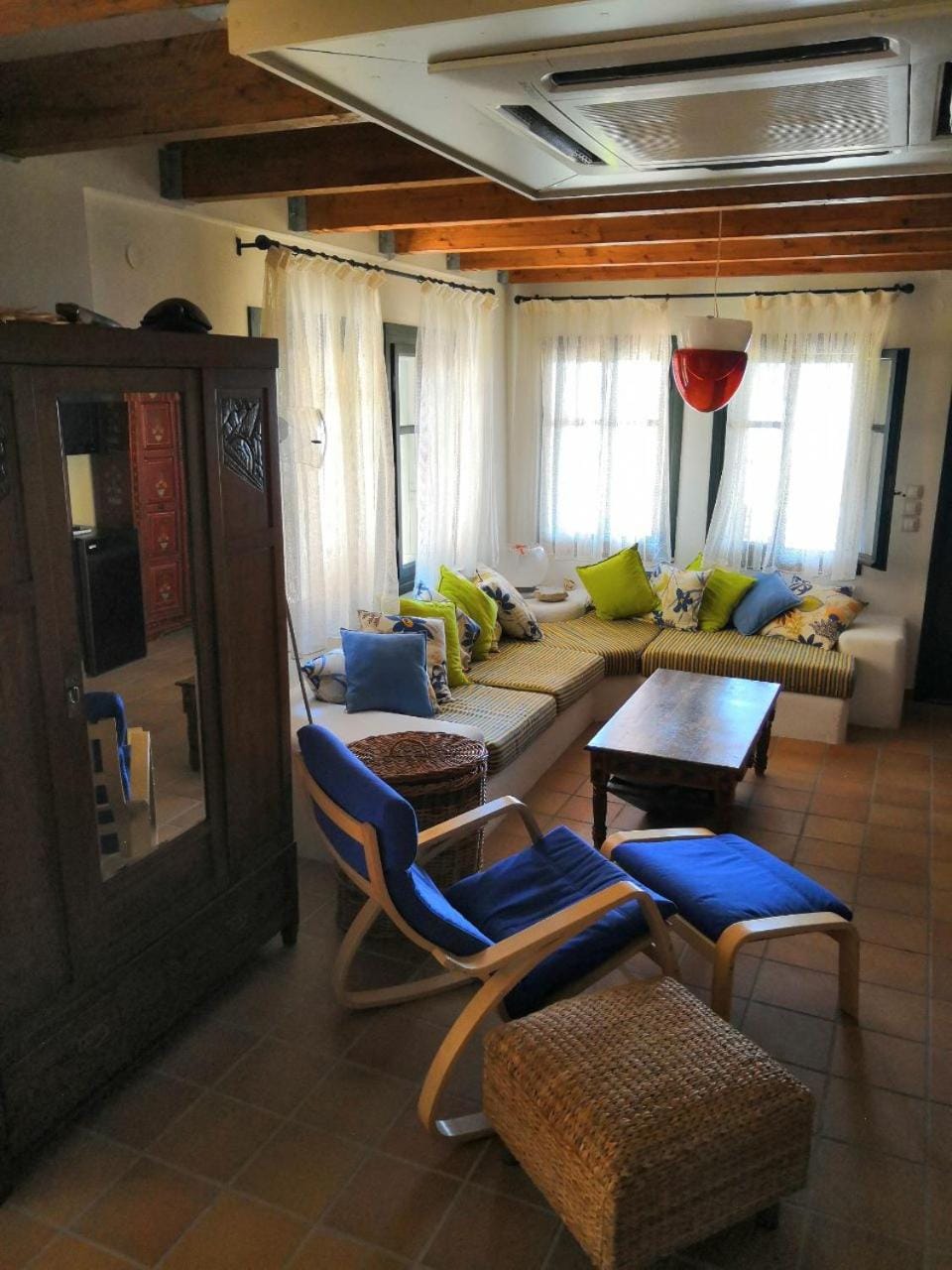 Seating area