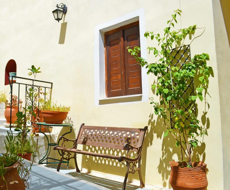 Patio, Balcony/Terrace