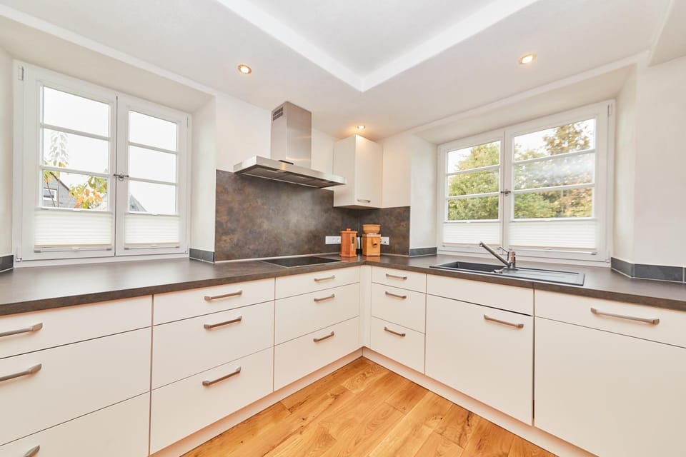 Kitchen or kitchenette, dishwasher, pet friendly, stove