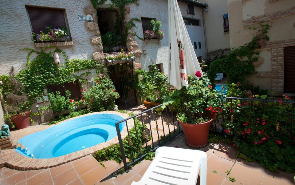 On site, Garden view, Area and facilities, sunbed