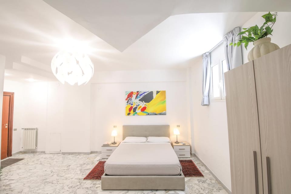 Municipio Suite Apartment in Naples