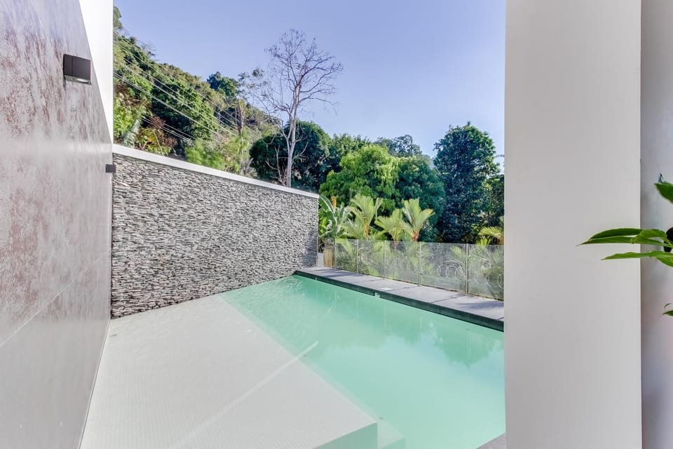 Sunset Blvd 402 Apartment in Jaco