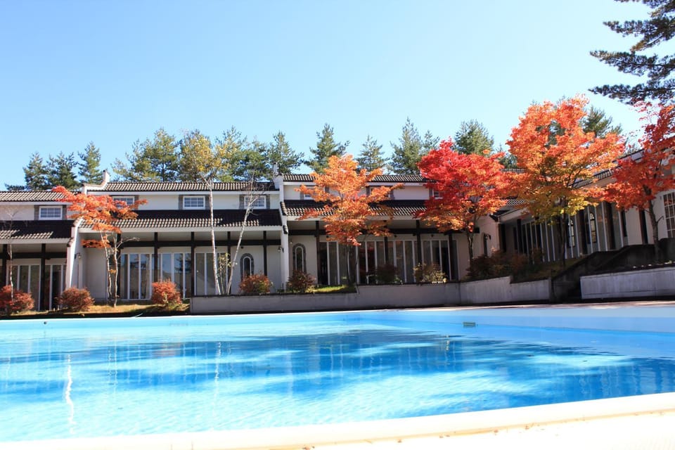 Property building, Pool view