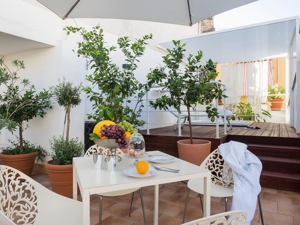 Hot Tub, Solarium, Balcony/Terrace, Spa and wellness centre/facilities