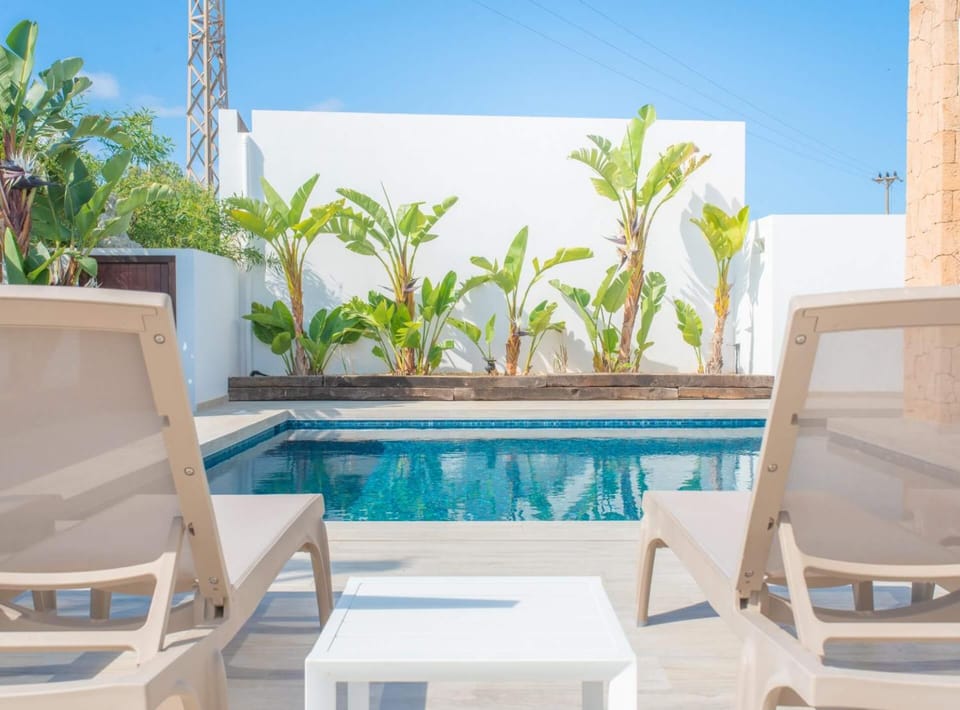 Day, Pool view, Swimming pool