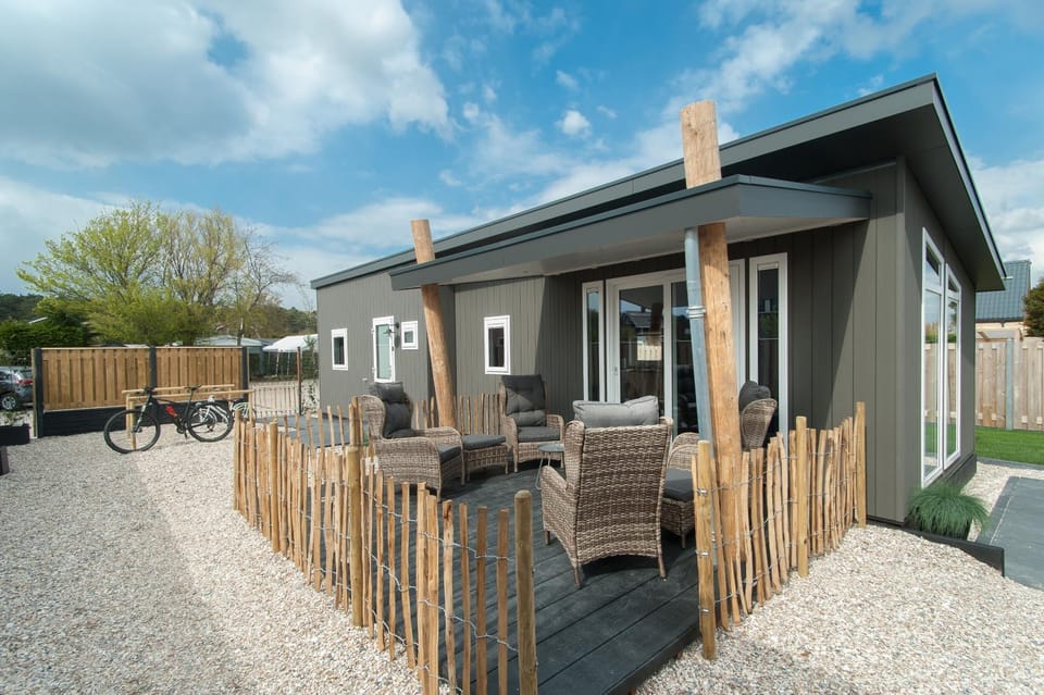 Property building, Summer, Beach, Cycling, Family, washing machine