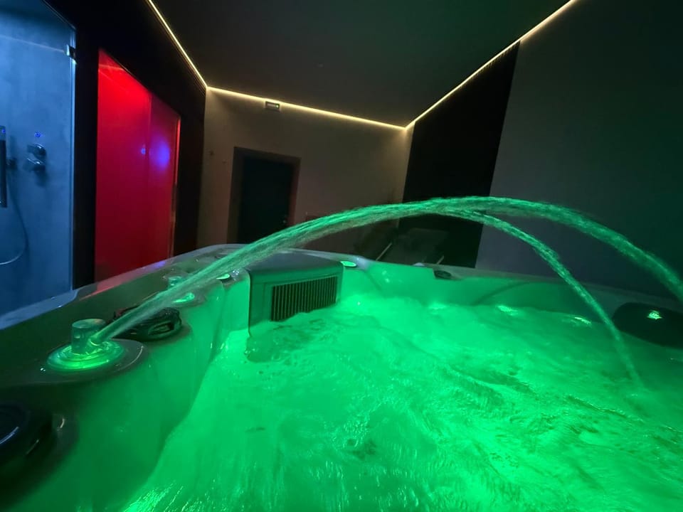 Guest House Pod Slavnikom Bed and Breakfast in Slovenia