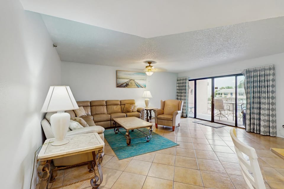 Reef Club 105 House in Indian Rocks Beach