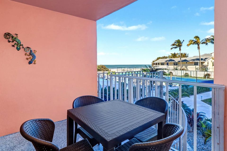 Reef Club 105 House in Indian Rocks Beach
