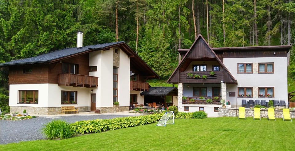 Property building, Garden, Garden view