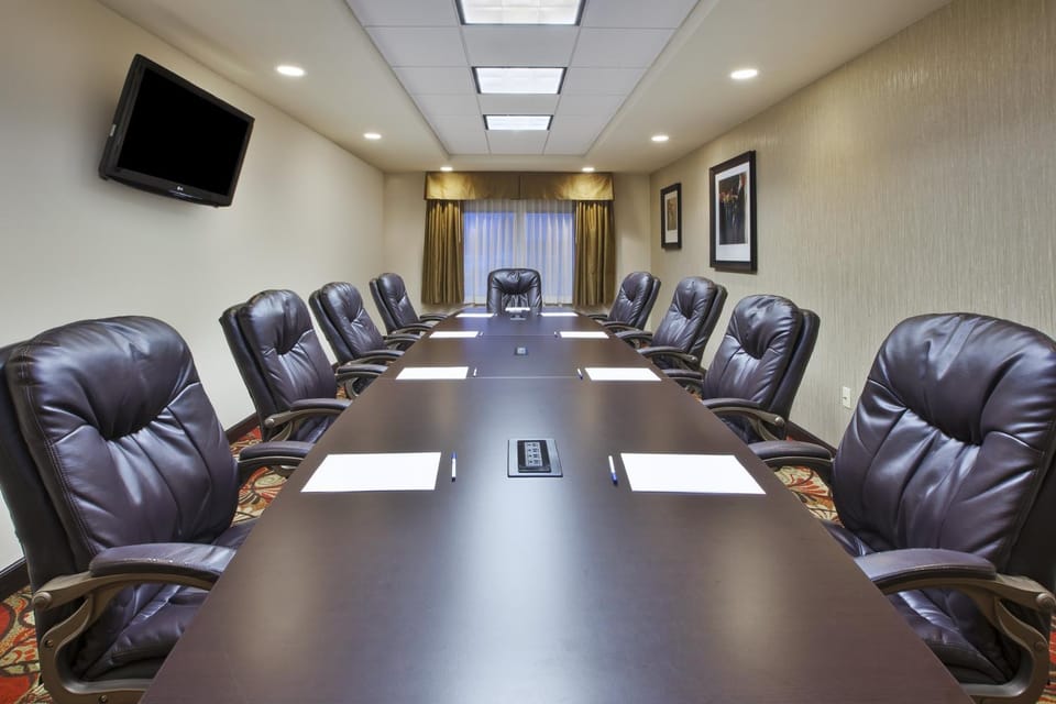 Meeting/conference room