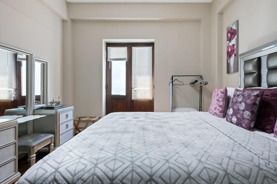The Balconies Studio, The Marilyn Suite, The Crystal Apartment - Casa of Essence - Old San Juan Apartment in San Juan