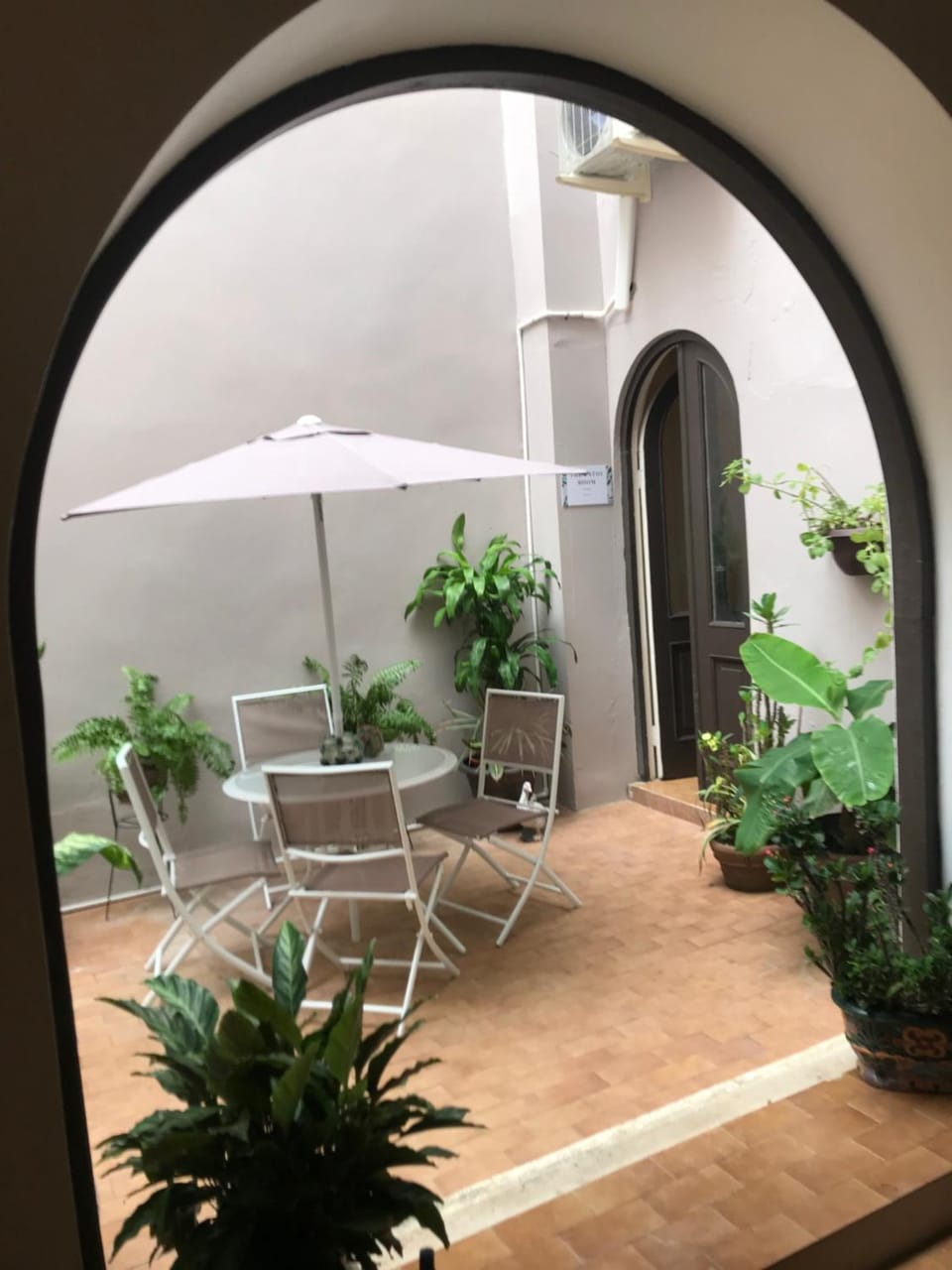★ Gorgeous Patio Room at Casa of Essence located in ♥ of Old San Juan ★ Apartment in San Juan