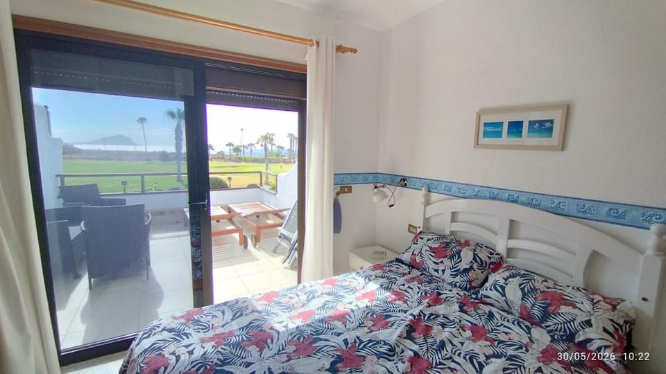 AMAZING SEASIDE DUPLEX IN THE GREEN SOUTH TENERIFE Apartment in Abona