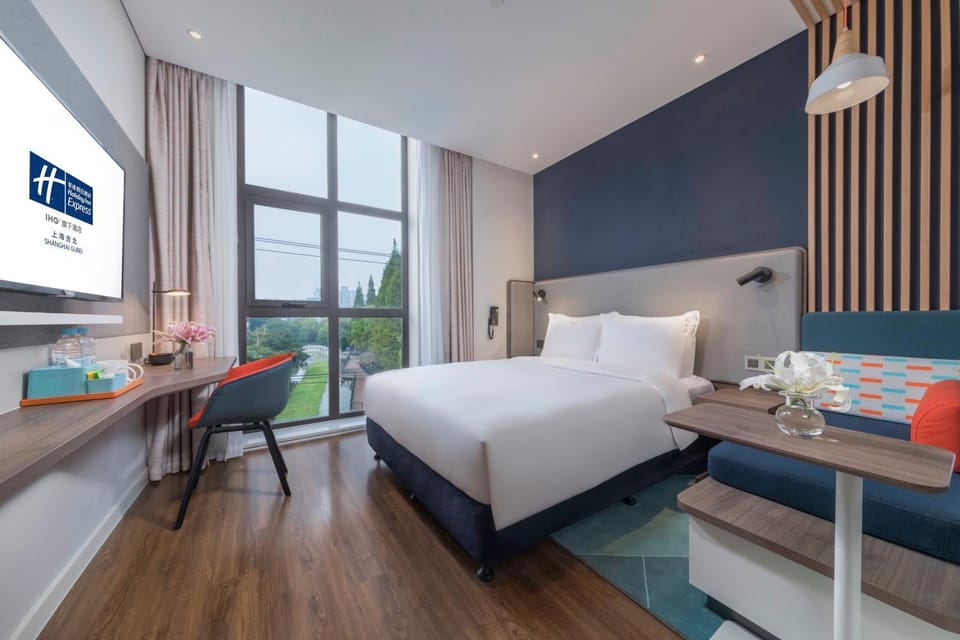 Property building, Photo of the whole room