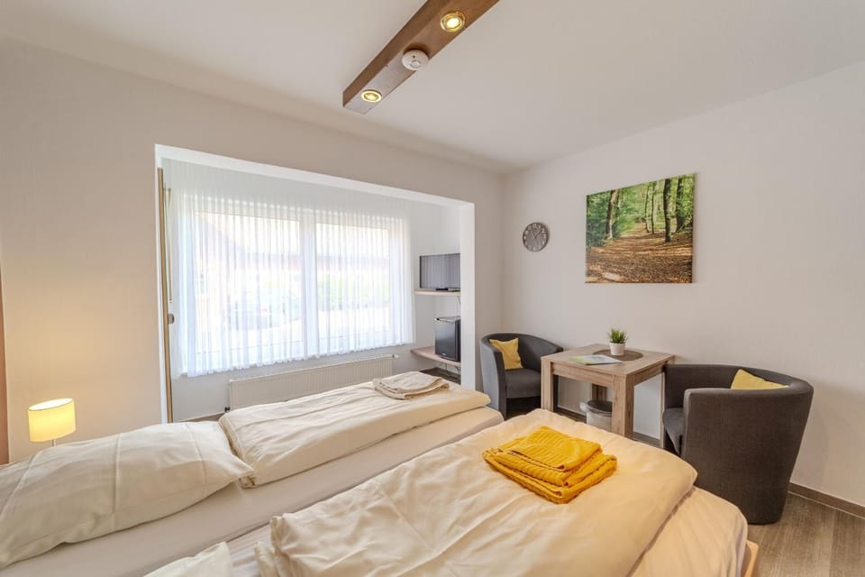Familienhof Brüning - Doppelzimmer Waldesruh II Apartment in Lower Saxony, Germany