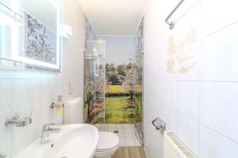 Familienhof Brüning - Doppelzimmer Waldesruh II Apartment in Lower Saxony, Germany