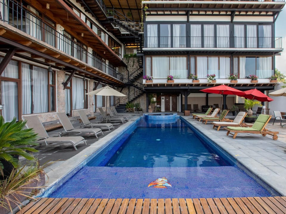 Property building, Swimming pool