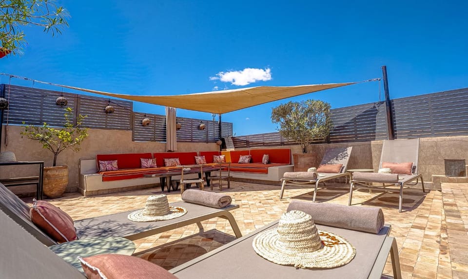 Patio, sunbed