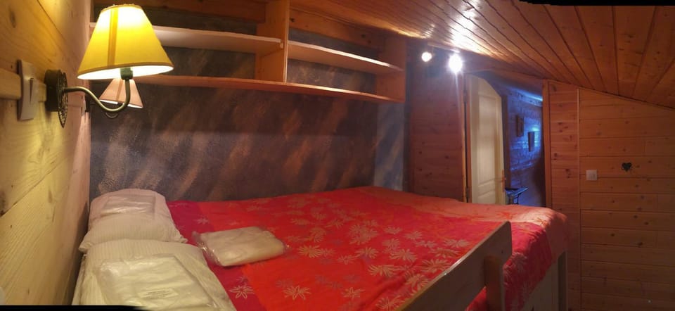 LES CARROZ LE LAYS cosy apartment 40M2 vue montagne plein sud Apartment in Arâches-la-Frasse