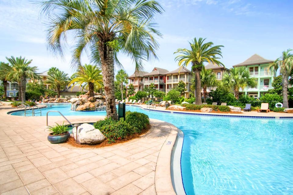 Serenity House in Destin