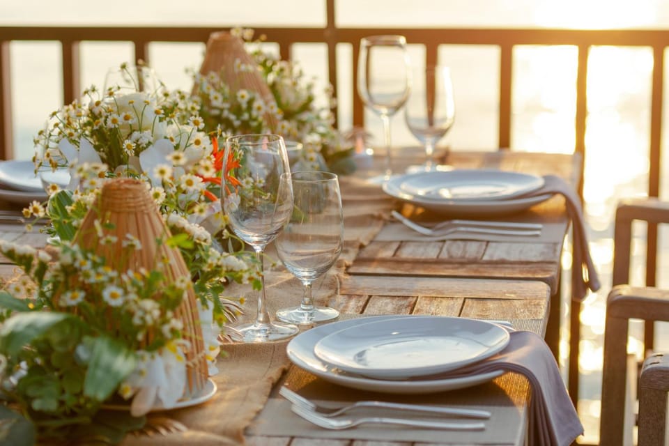 Restaurant/places to eat, Natural landscape, Activities, Beach, Evening entertainment, Guests, Dinner, Dinner, Family, wedding