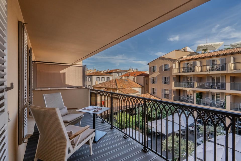 View (from property/room), Balcony/Terrace, Seating area