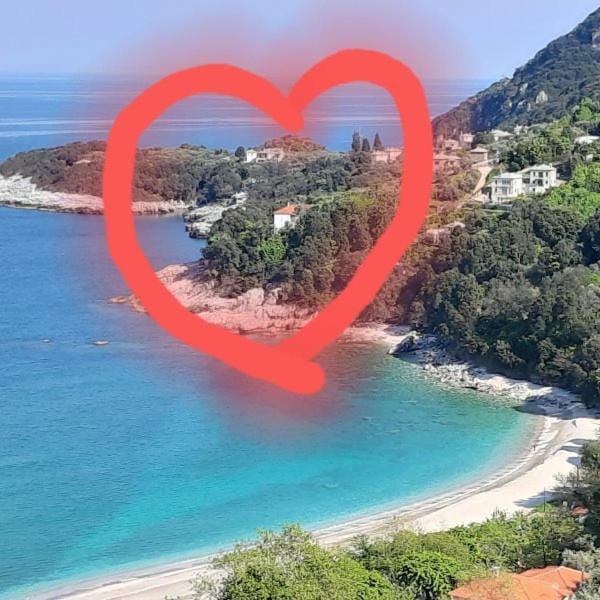 Day, Natural landscape, Beach, Mountain view, Sea view