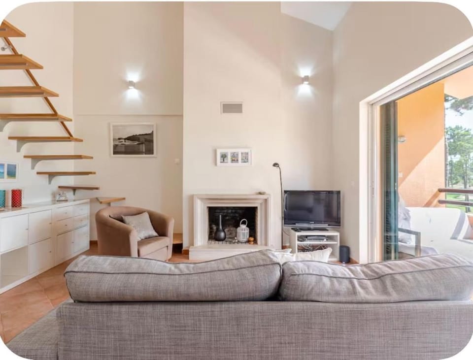 Amazing View Apartment in Setubal District