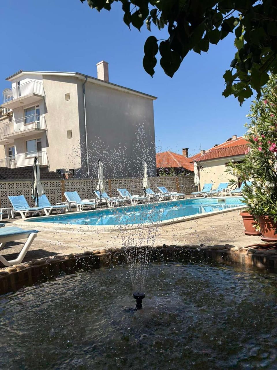 Swimming pool