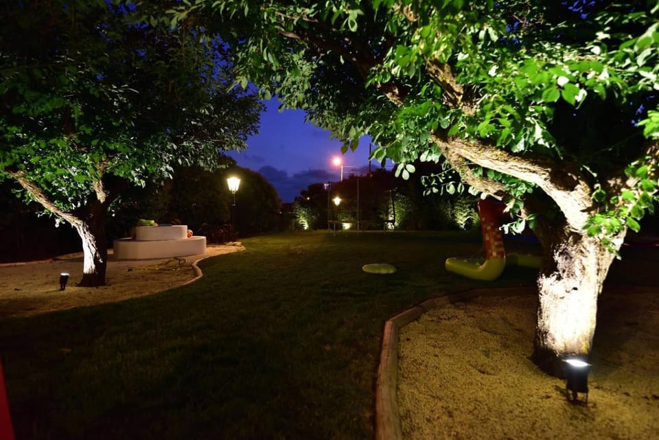 Off site, Winter, BBQ facilities, Garden, Balcony/Terrace, Garden view, Sunset, Family