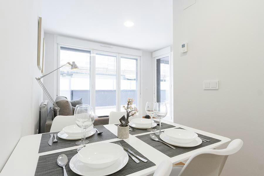 Four Seasons-Centro.Wifi.Terraza Apartment in San Sebastian