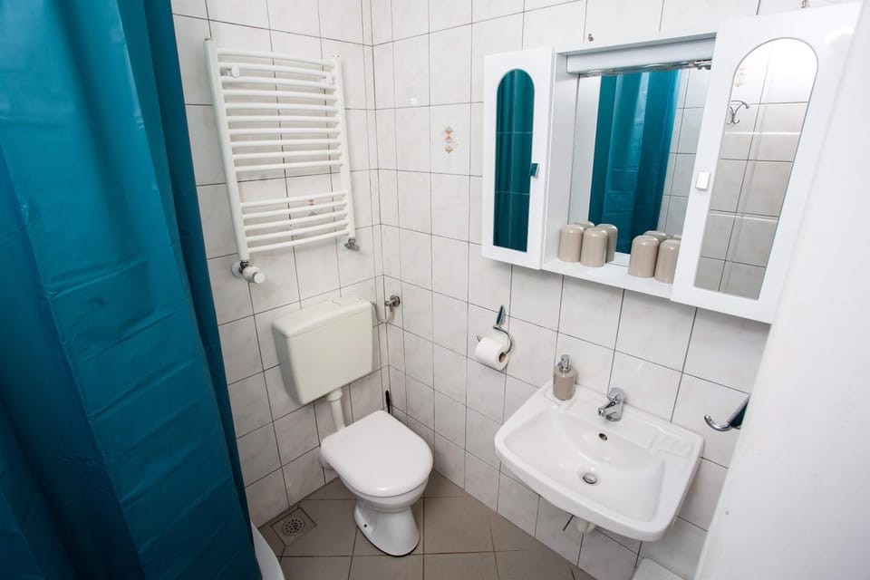 Toilet, Bathroom